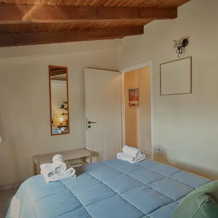 Bolia Apartment, Near Corfu Town, Airport And Buses *