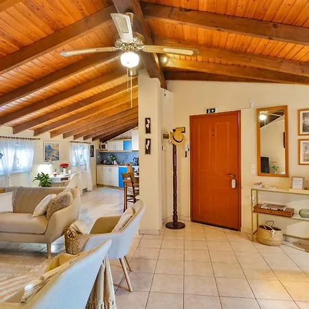 Apartment Bolia Apartment, Near Corfu Town, Airport And Buses *
